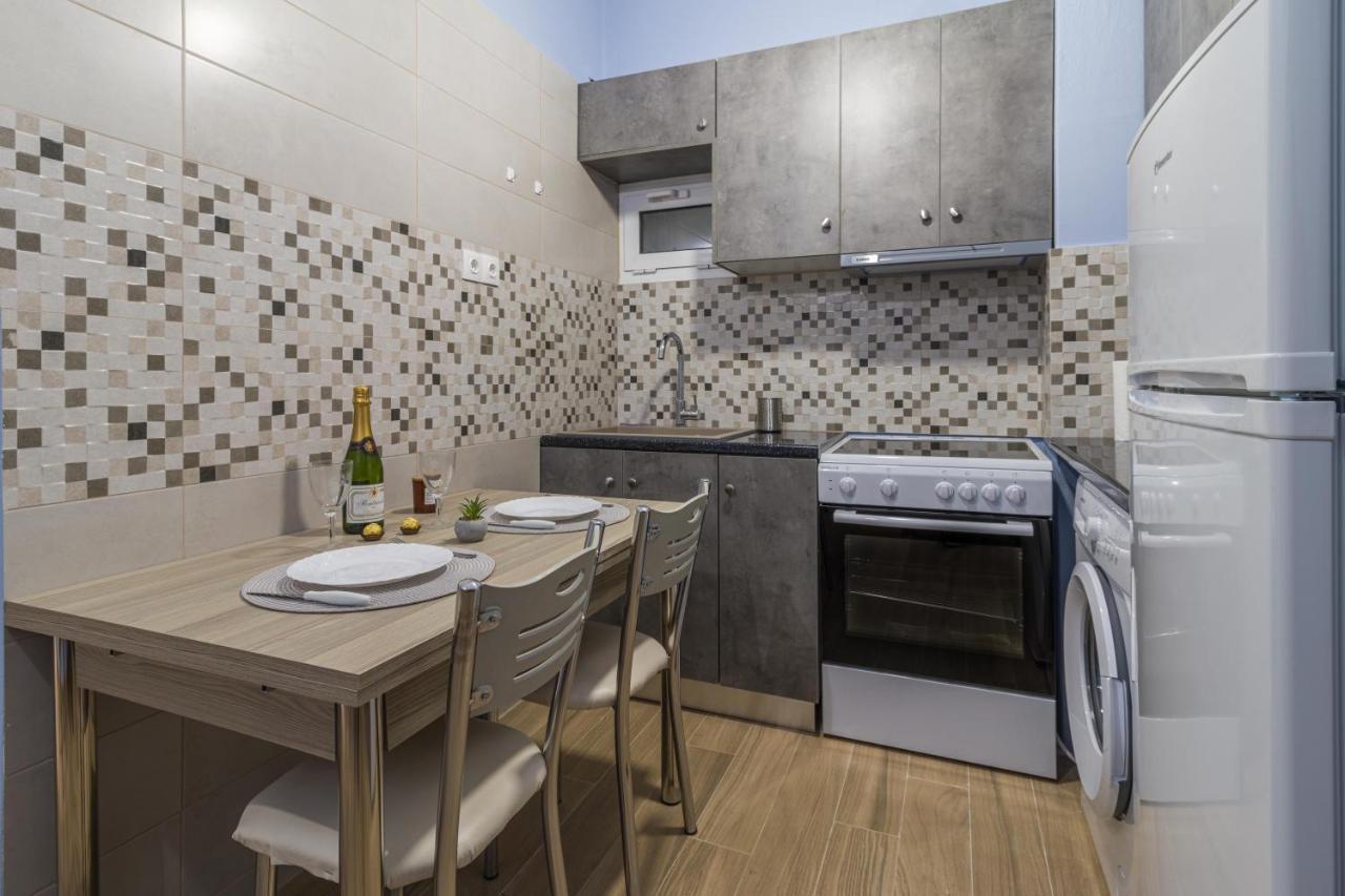 Ferienwohnung Couples Retreat, Fully Equipped Studio/ Loutraki Beach Exterior foto