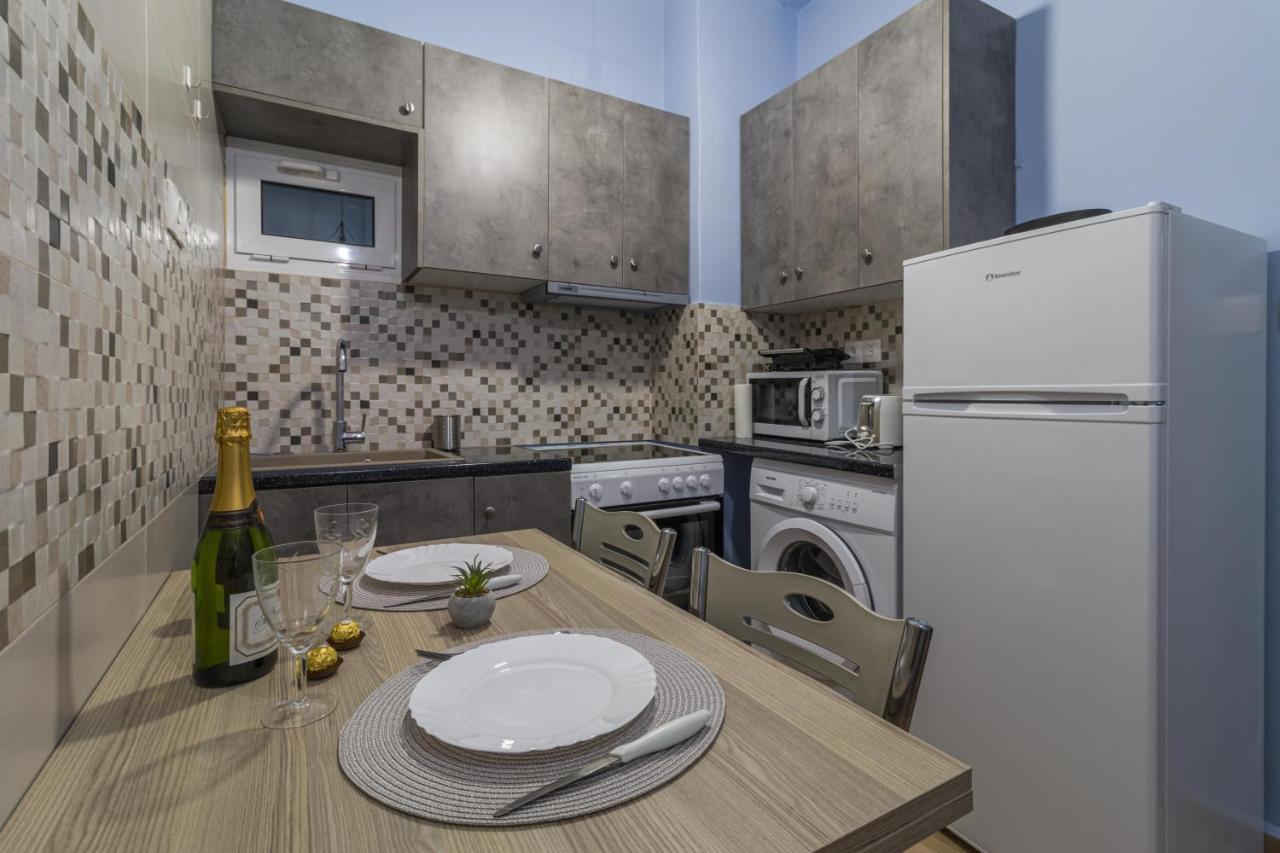 Ferienwohnung Couples Retreat, Fully Equipped Studio/ Loutraki Beach Exterior foto